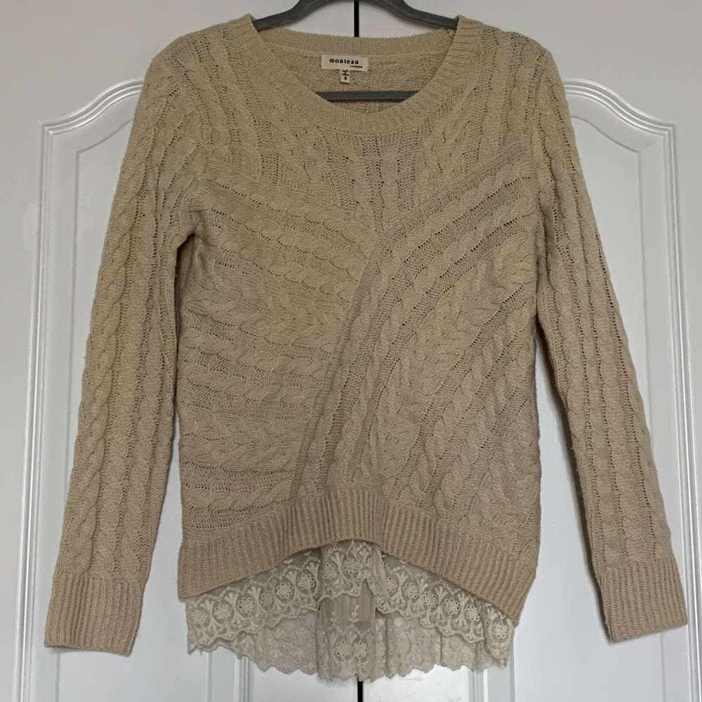 Cream sweater with lace detail on bottom